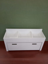 טען תמונה לגלריה, כוננית ספרים לילדים, כוננית עם מגירה לילדים,שופולינו, אחסון צעצועים, עיצוב חדרי ילדים, כוננית בצבע לבן,ארגונית לצעצועים,פתרונות אחסון לצעצועים,מתנה לבת,רהיטיםלחדר ילדים בזול