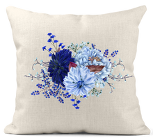 טען תמונה לגלריה, כרית מעוצבת בעיצוב פרחוני מהמם בגודל 40*40 ס"מ