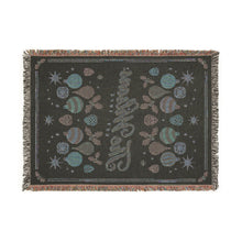 Load image into Gallery viewer, Vintage Ornament Pattern Woven Blanket
